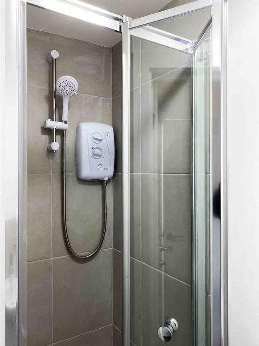 Modern Flat Near Train Station With Free Parking Apartamento Cambridge